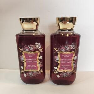 Bath & Body Works Strawberry Snowflakes Body Wash Full Size x2